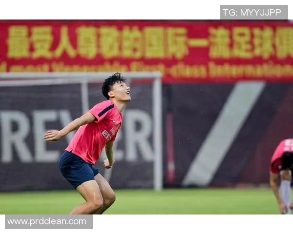 武磊与马塞洛的巅峰对决谁能在绿茵场上书写传奇篇章