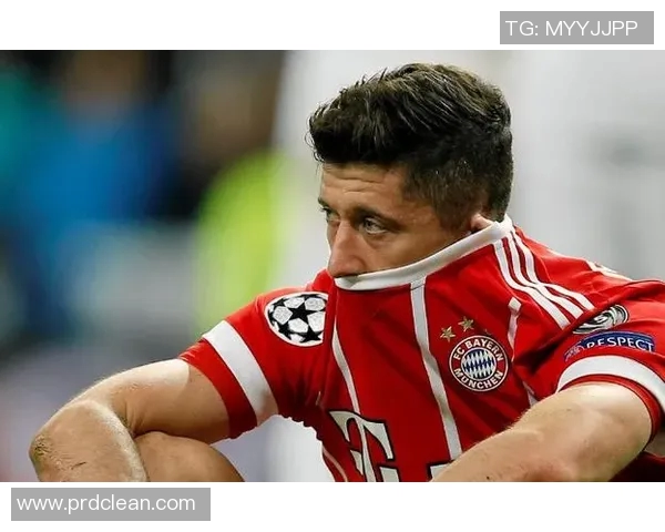 莱万：从足球天才到世界巨星的辉煌旅程与传奇故事